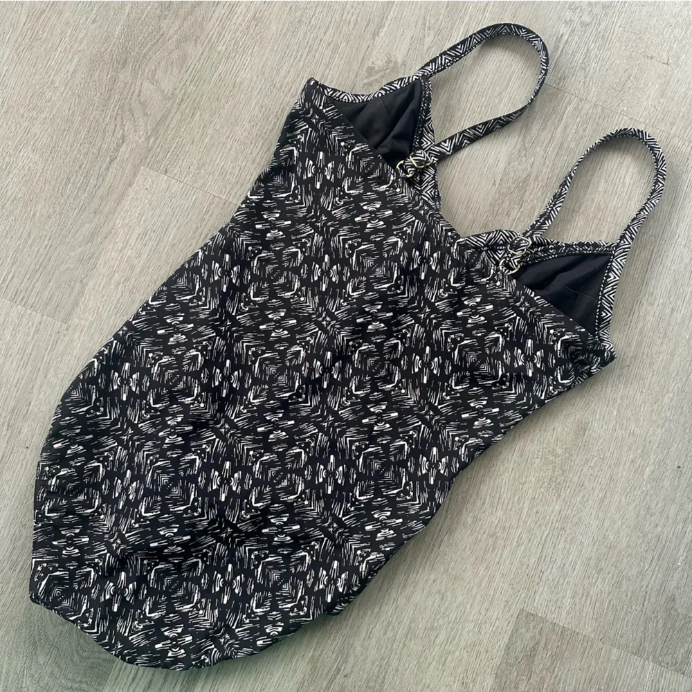 Miraclesuit women’s approximate
